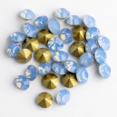 riv-957 Риволи (шатоны) стеклянные круглые (голубой опал, 8 мм)