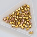riv-1315 Риволі скляні крапля в золотому цапі (яскраво рожеві, 3 х 6 мм) 1 шт