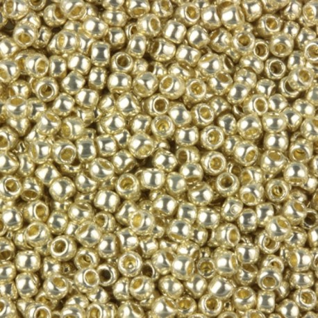 TR-15-pf558 Бісер японський Тохо (розмір №15)
