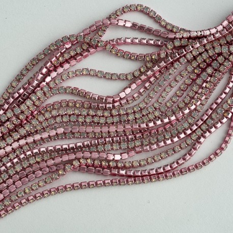 Ланцюг з опаловими білими камінчиками в рожевому (1,5 мм, кришталики) 10 см