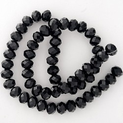 Намистини в низці (чорні, 5 х 6 мм) 