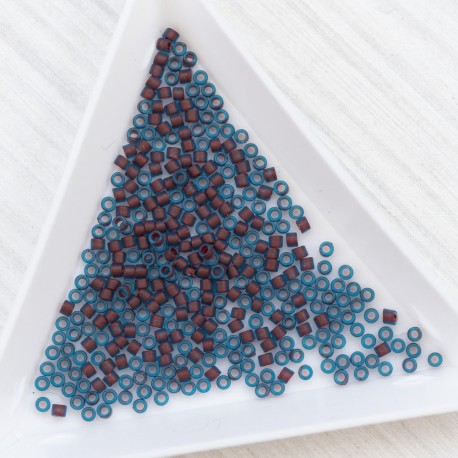 TT-01-381FM  Бісер японський Toho Treasure (циліндрична форма, розмір 11, 5 грам)