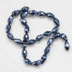 Намистини краплі в низці (8х12 мм), чорні