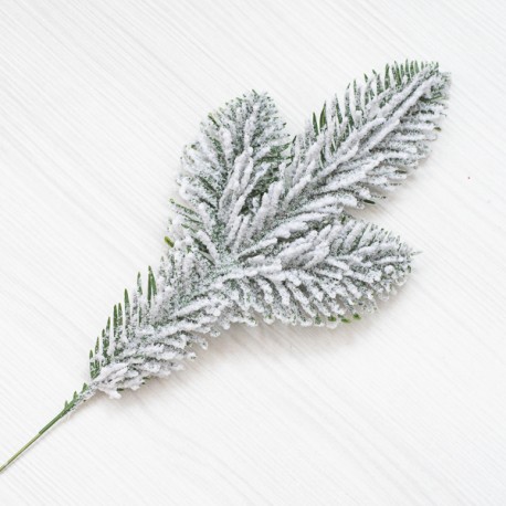 Гілка ялинки (3 лапки) засніжена