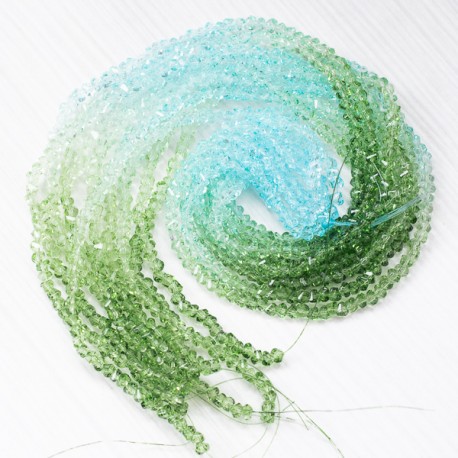 Намистини скляні у вигляді пірамідки (4-5 мм, низка) блакитно-зелений