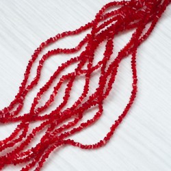 Намистини скляні у вигляді пірамідки (2 мм) червоні