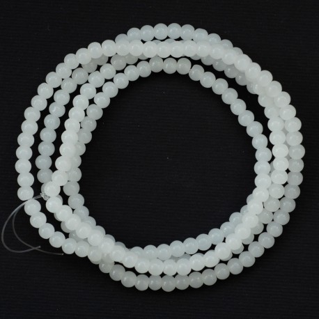 Намистини в низці (гладкі, 10 мм, білі)